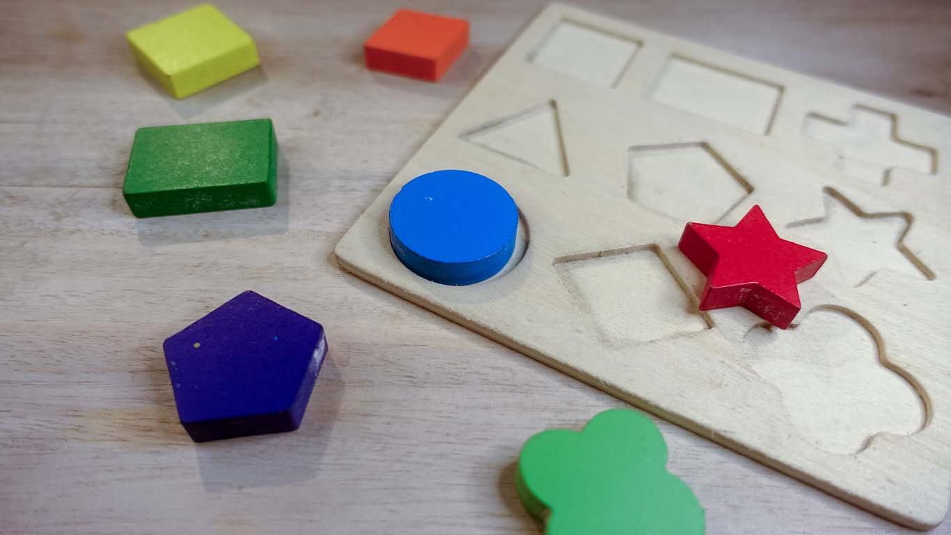 Houten speelgoed puzzel voor kind