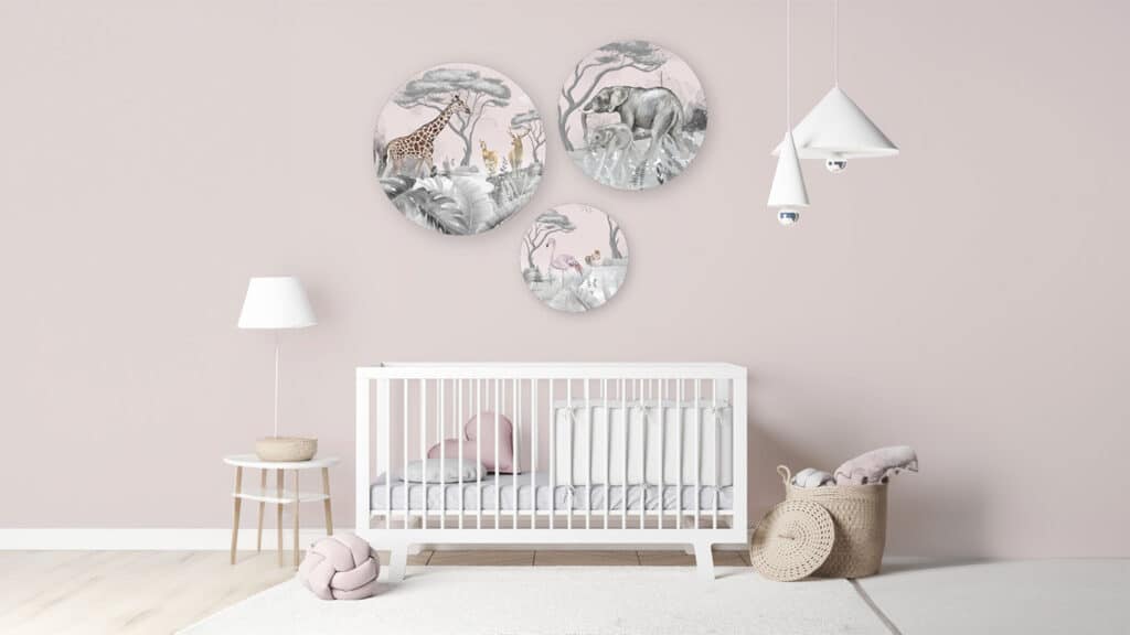 Roze-babykamer-jungle-thema