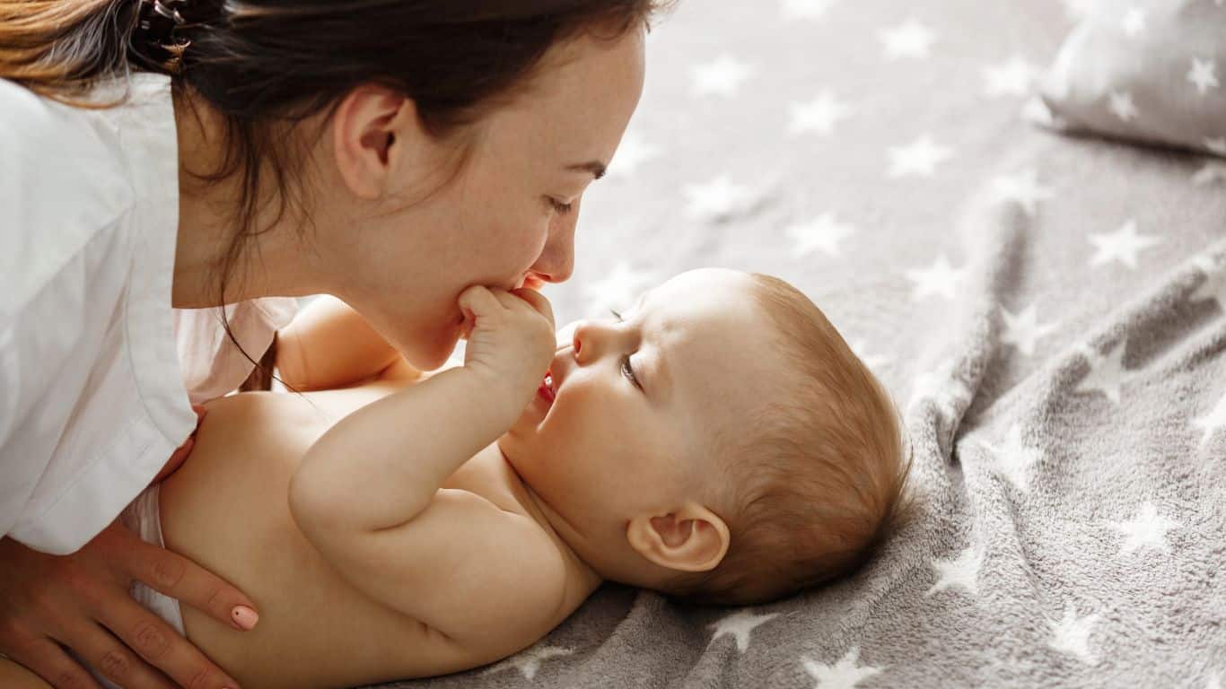 Aanschuifbed zorgt voor beter slaap voor baby en ouders